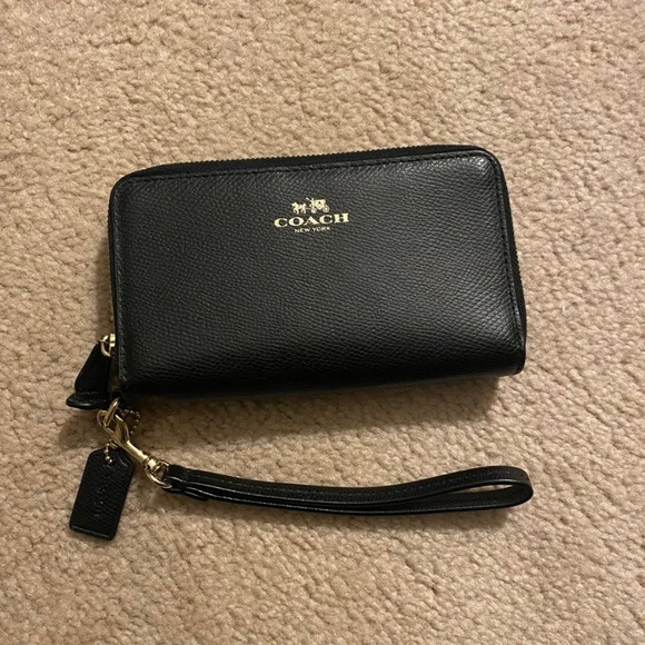 Coach leather wristlet - Picture 1 of 6